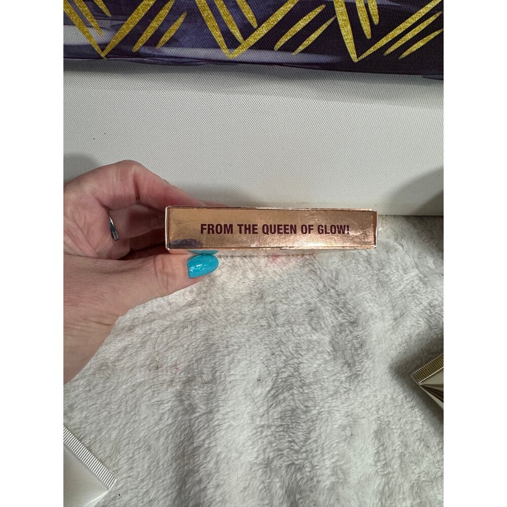 NIB Charlotte Tilbury Rose Gold Hollywood Glow Glide Highlighter - Picture 4 of 4